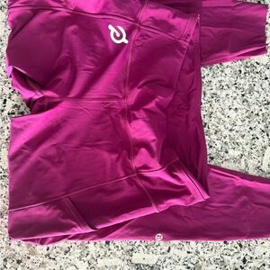 Peloton Lululemon Pink Leggings Size 10